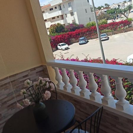 Torrevieja 2 Bedroom Holiday Apartment 外观 照片