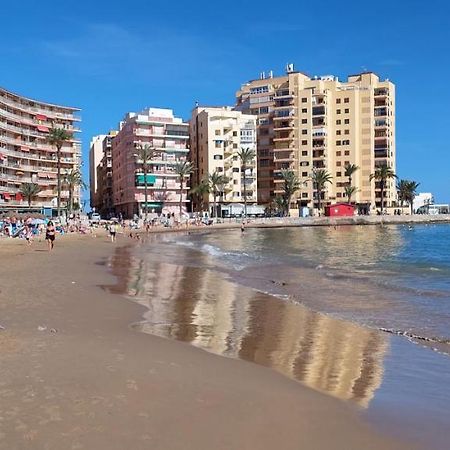Torrevieja 2 Bedroom Holiday Apartment 外观 照片