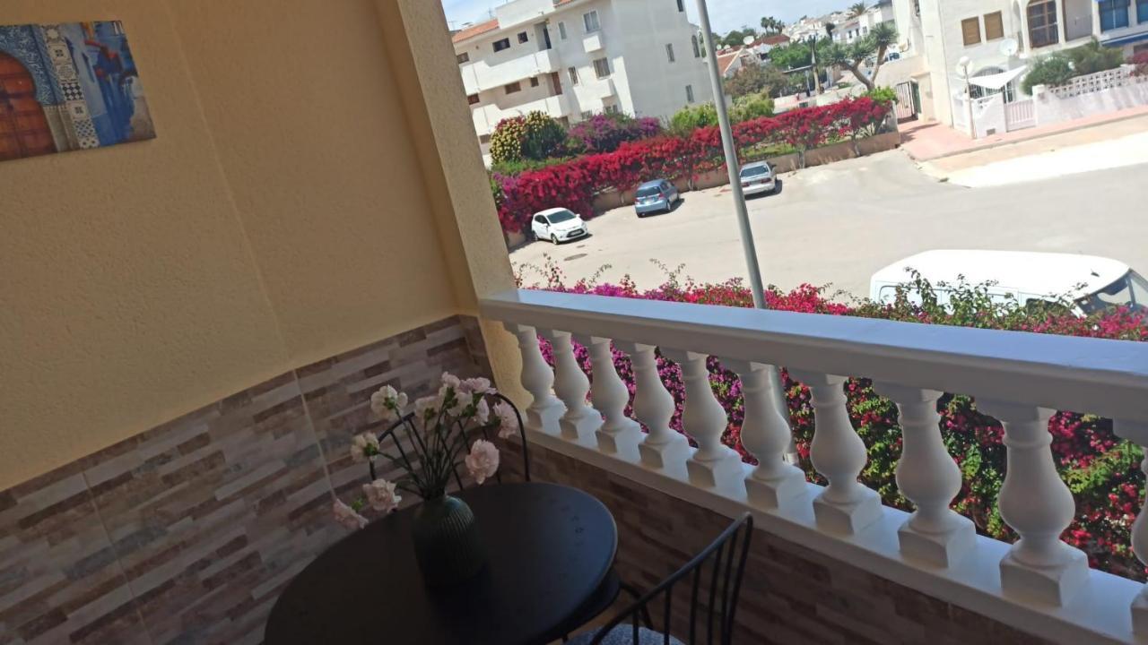 Torrevieja 2 Bedroom Holiday Apartment 外观 照片