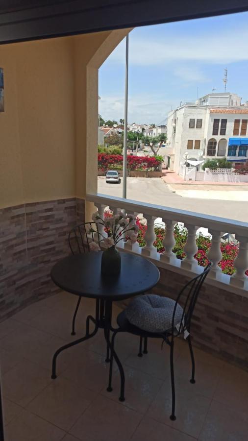 Torrevieja 2 Bedroom Holiday Apartment 外观 照片
